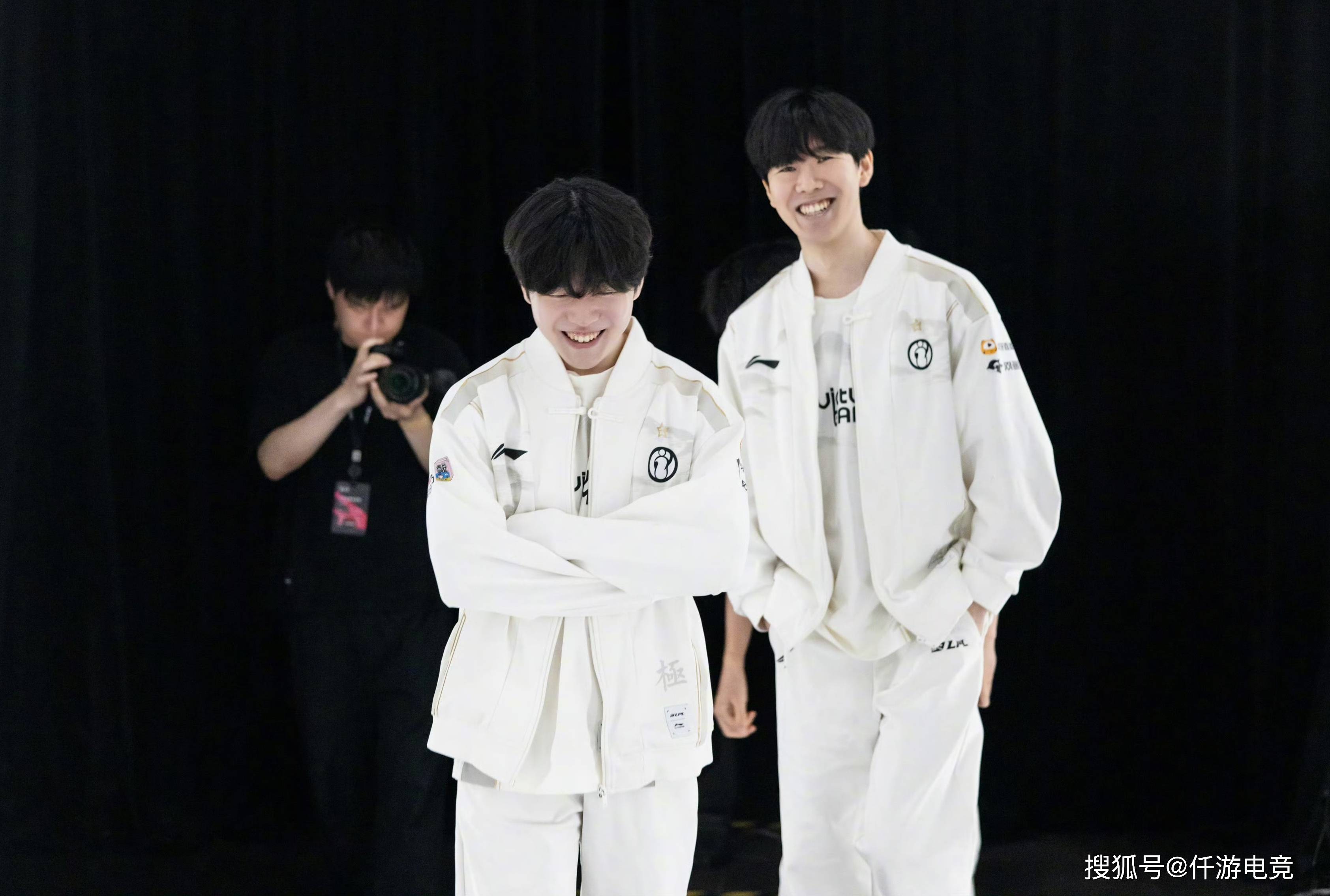 这为他们赢 这为他们赢